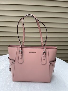 Michael Kors Voyager Powder Blush Saffiano Leather Tote W/ Dust Bag